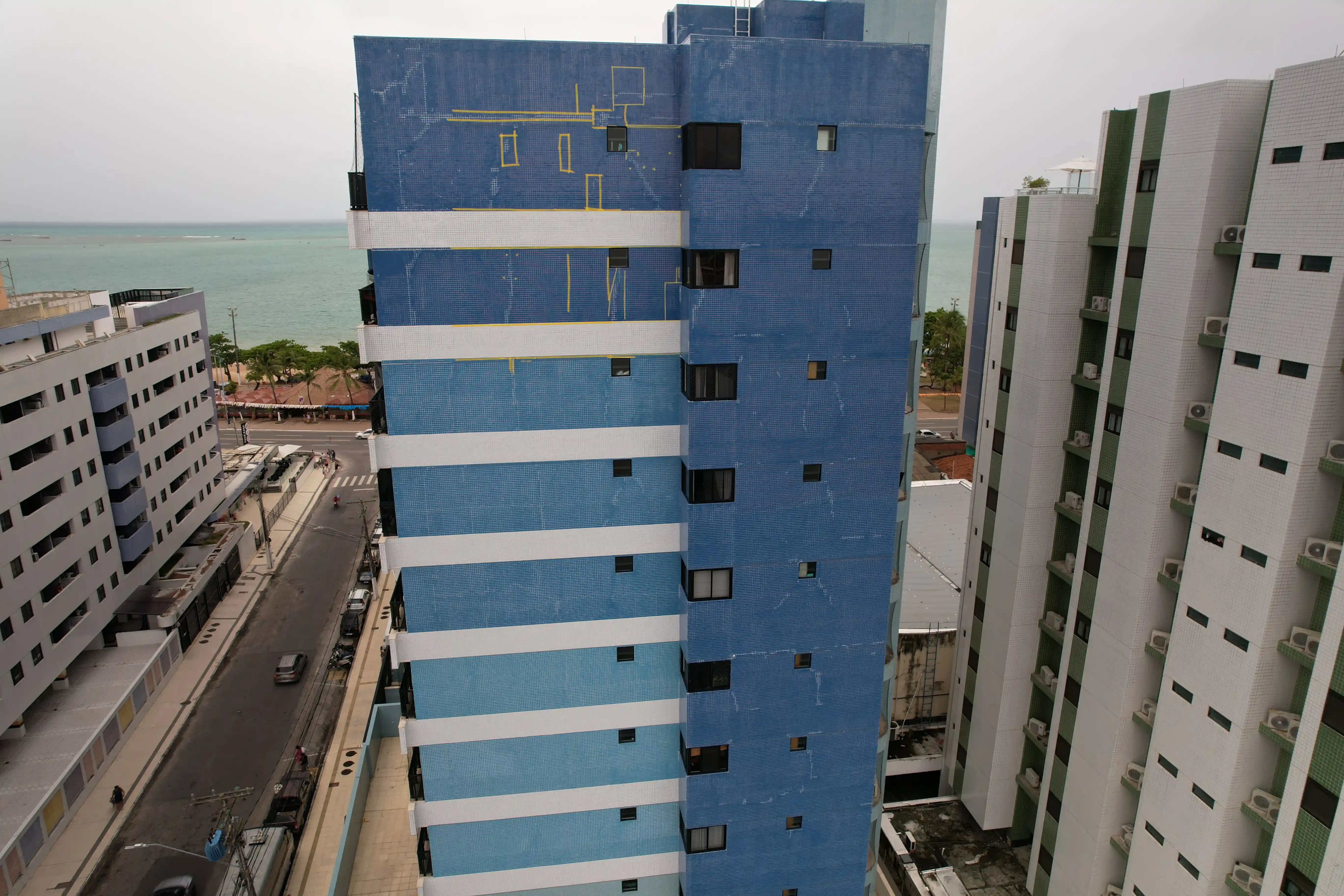 Inspe&ccedil;&atilde;o de Fachadas e Telhados